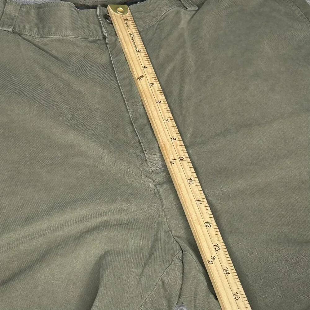Tommy Bahama Shorts Mens 38 Green 100% Silk Flat Front Chino Casual Resort
